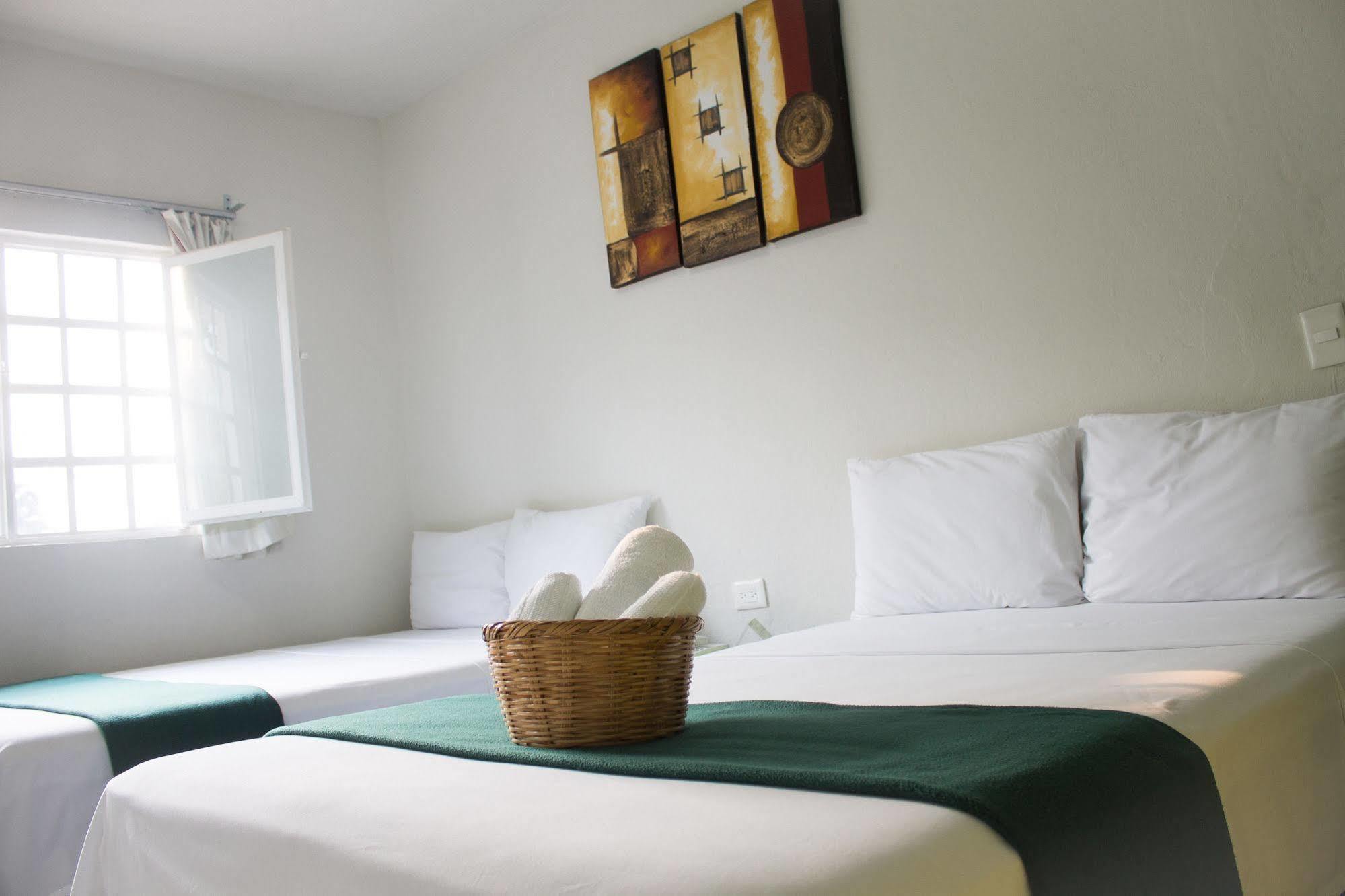 Rosvel Hotel ปาเลงเก ภายนอก รูปภาพ