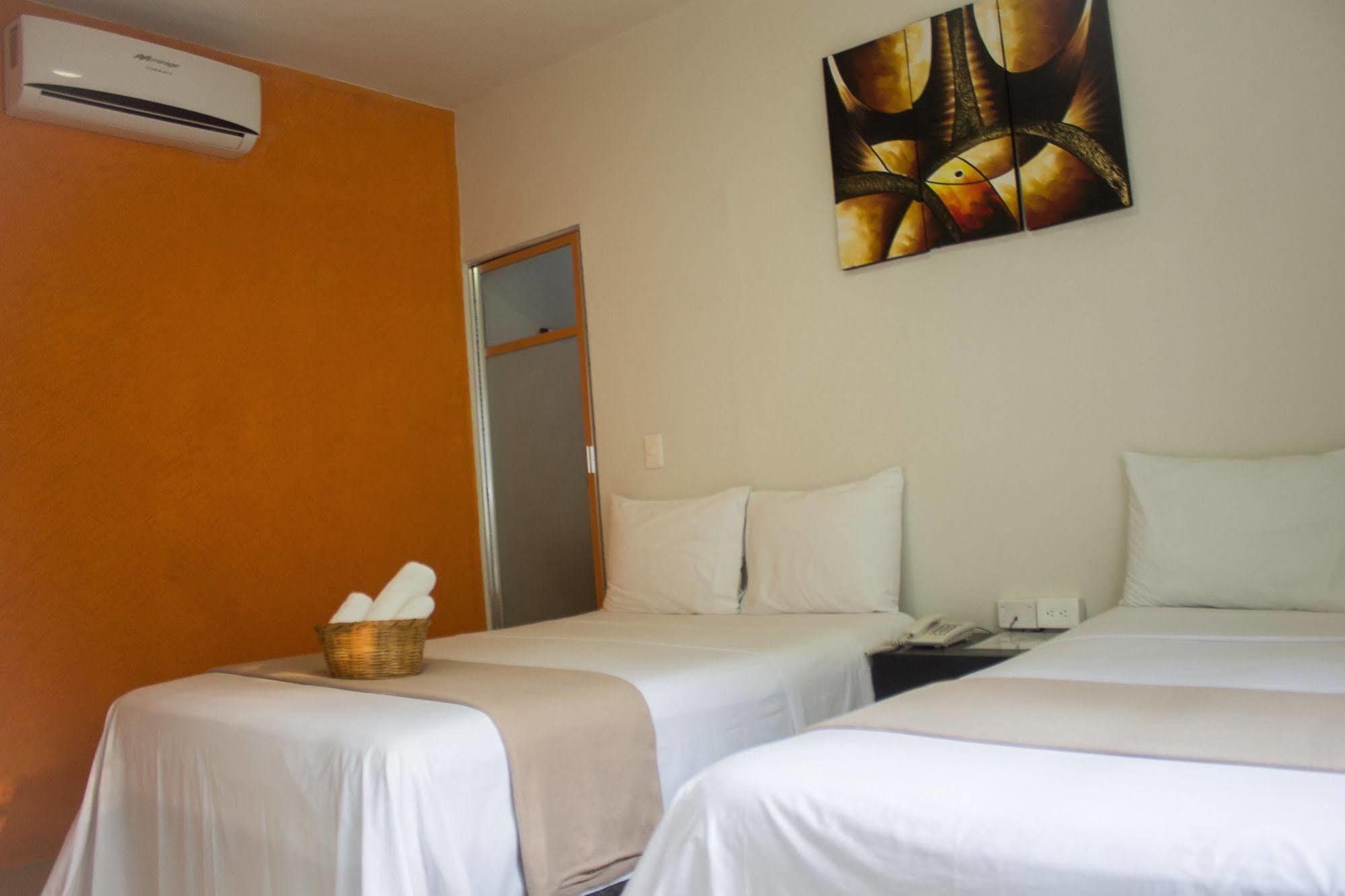 Rosvel Hotel ปาเลงเก ภายนอก รูปภาพ