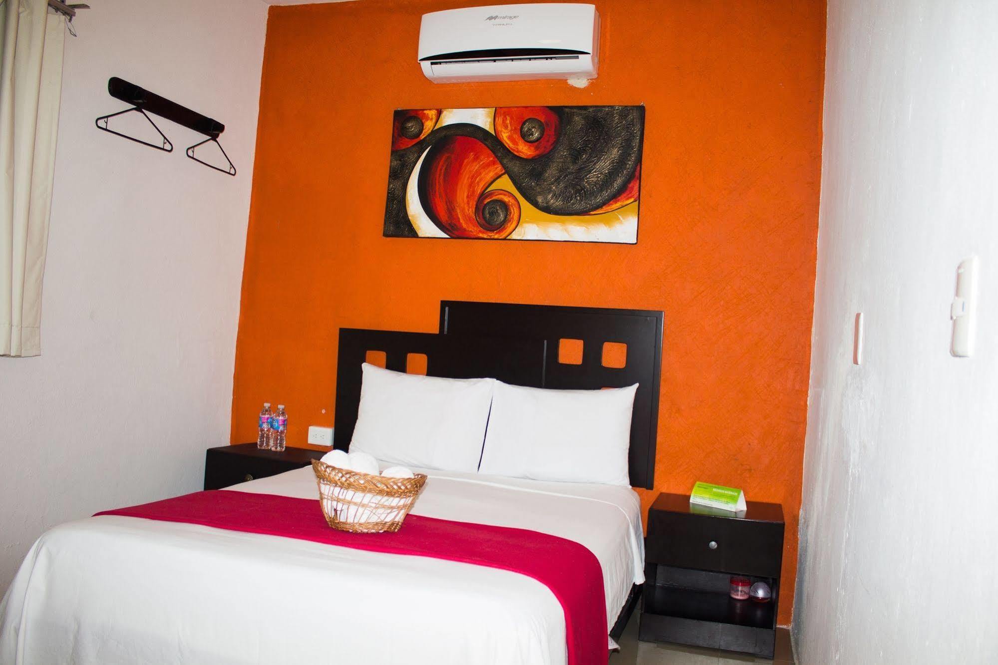 Rosvel Hotel ปาเลงเก ภายนอก รูปภาพ